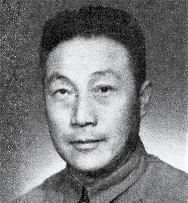 电视剧功勋，追寻英雄足迹，见证时代变迁的传奇励志故事