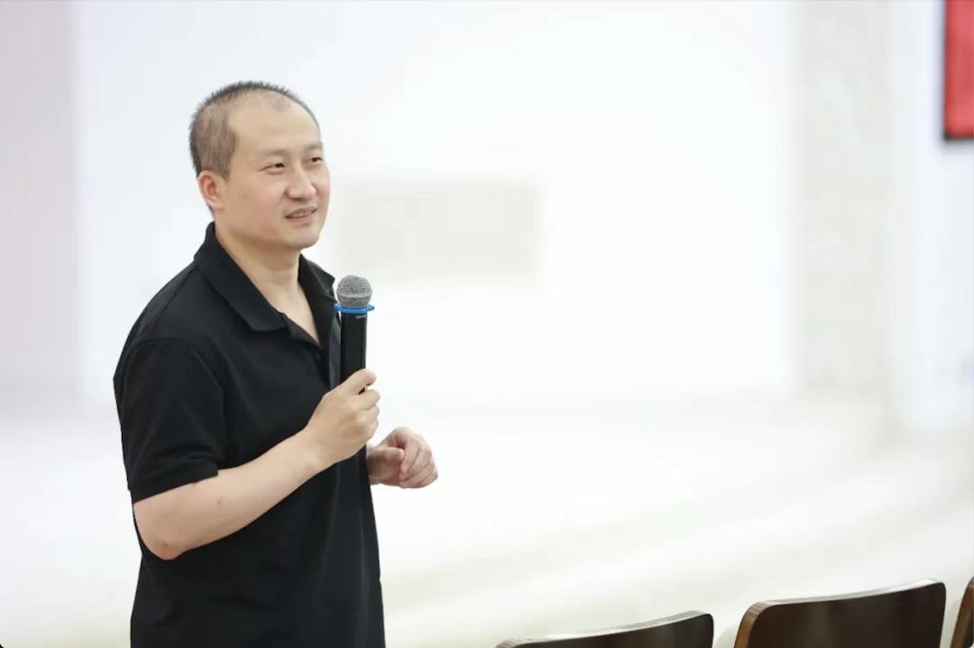 探索行业前沿，高科技产品全新体验之旅
