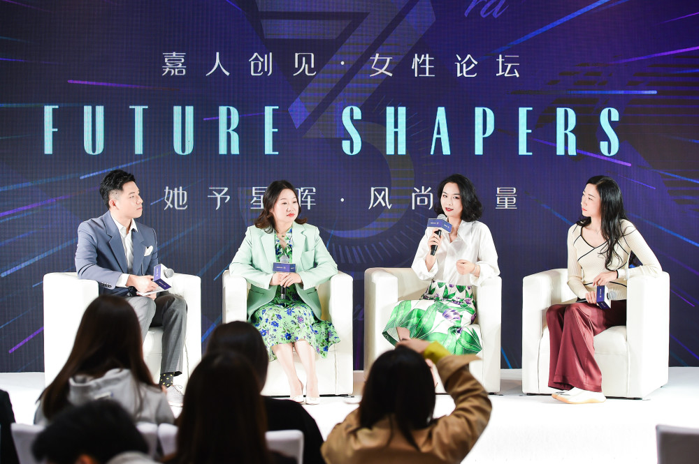刘筱最新动态，变化中的力量，学习与成长的自信与成就感